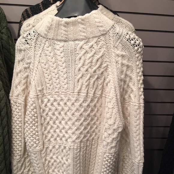 Beautiful Irish Hand-Knit Zip Aran Cardigan - Picture 2 of 2
